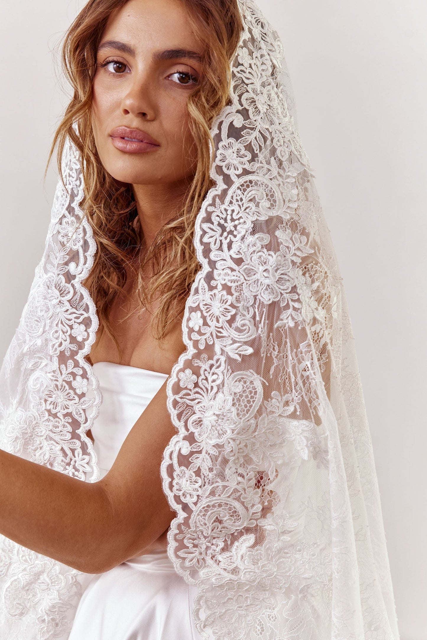 Alchemy Mantilla Veil