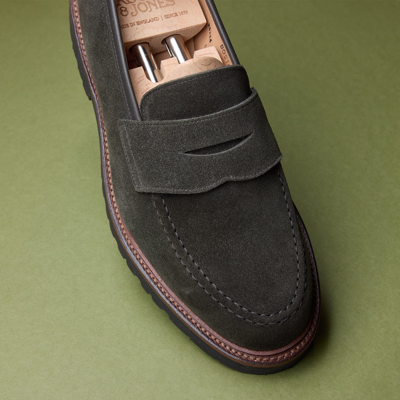 Boston 2 Earth Green Suede