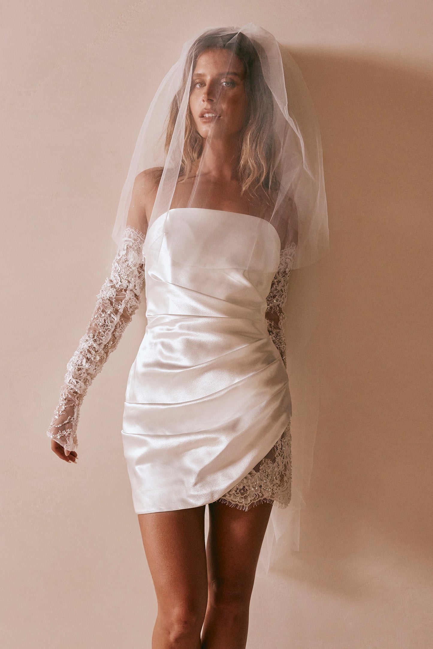 Posey Short Veil